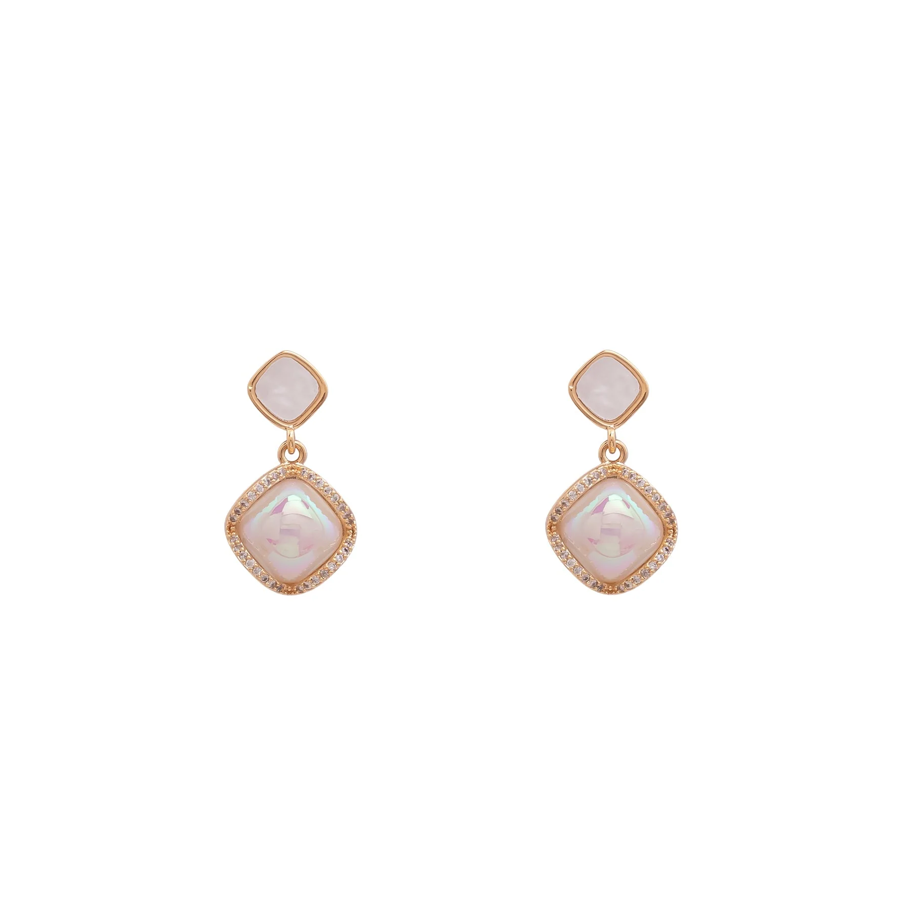Earrings- J0598515